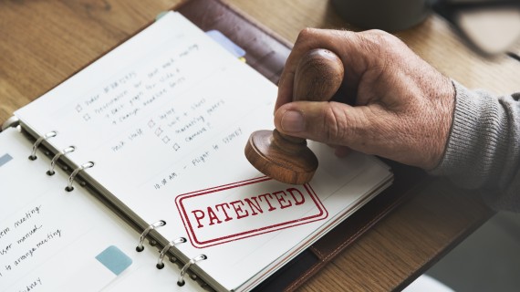 On the Practical Irrelevance and Theoretical Inadequacy of the Royalty-Stacking Benchmark in Standard-Essential Patent Negotiations On the Practical Irrelevance and Theoretical Inadequacy of the Royalty-Stacking Benchmark in Standard-Essential Patent Negotiations