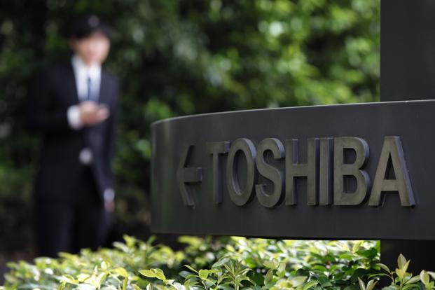 Japan: Toshiba to discuss memory chip divestment wit hWestern Digital