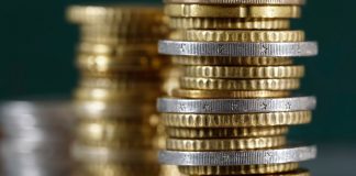 Regulating Digital Gatekeepers: Lessons from the Banking Industry